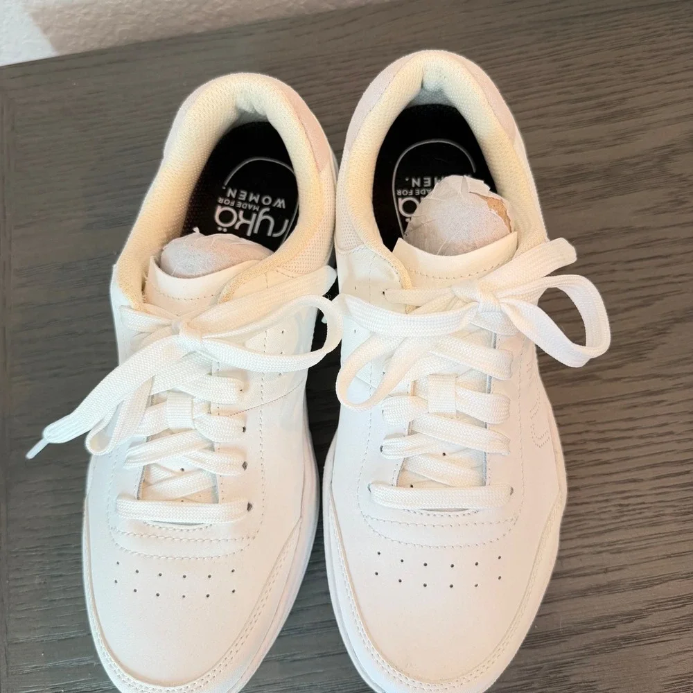 Ryka‎ Courtside White Leather Walking Sneakers Womens 8.5M Low Top Shoes NWOT
